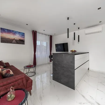 Beautiful Royal House 2&3 Vila