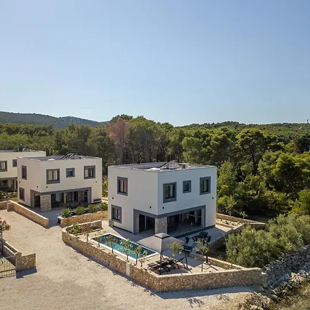 Beautiful Royal House 2&3 וילה Pašman